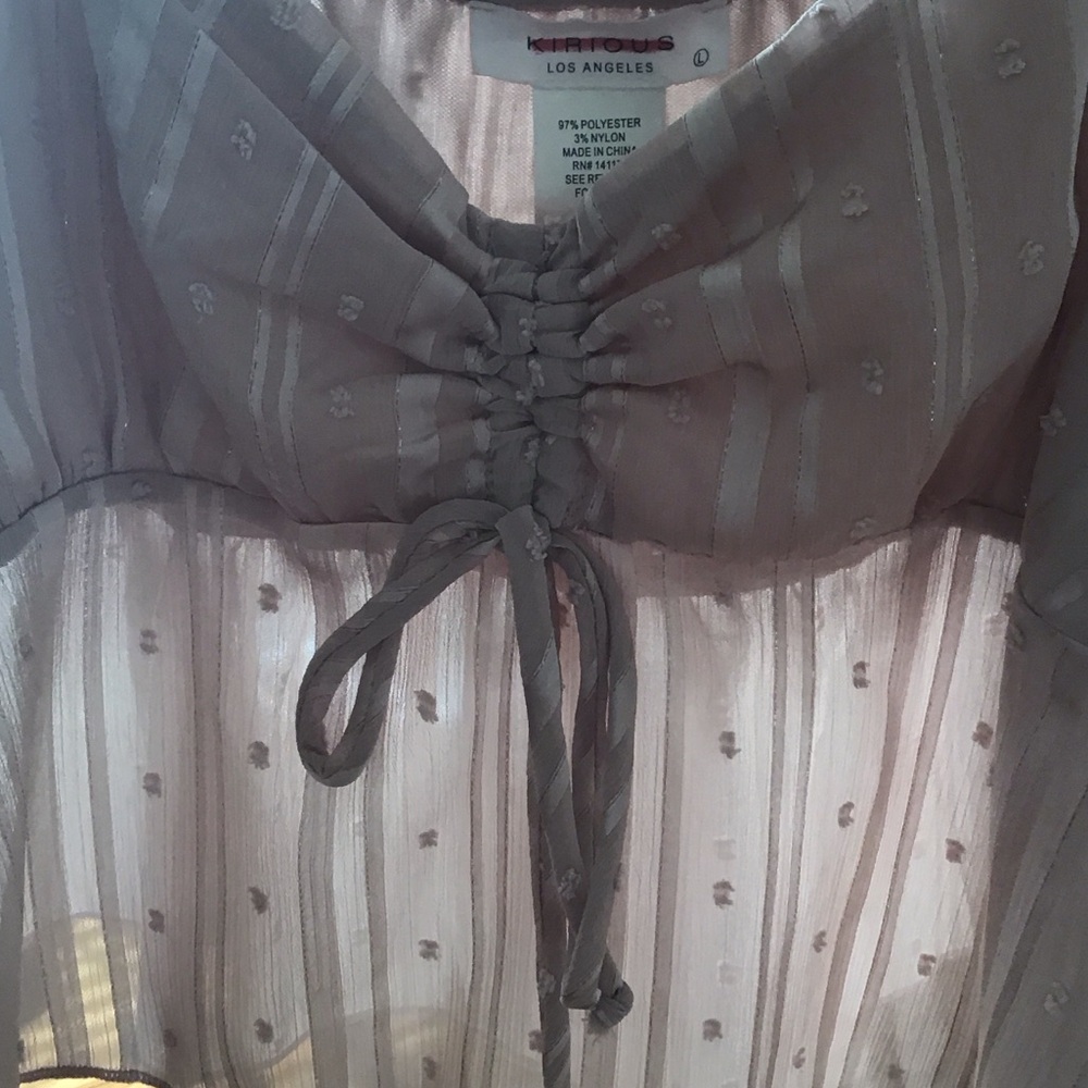 Kirious Los Angeles mauve long puff sleeves cropped blouse Size Large - Picture 7 of 7